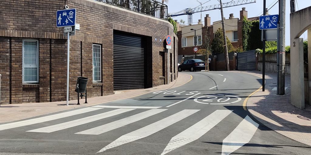 carrer_Dos_de_maig Accés al Carrer Dos de Maig